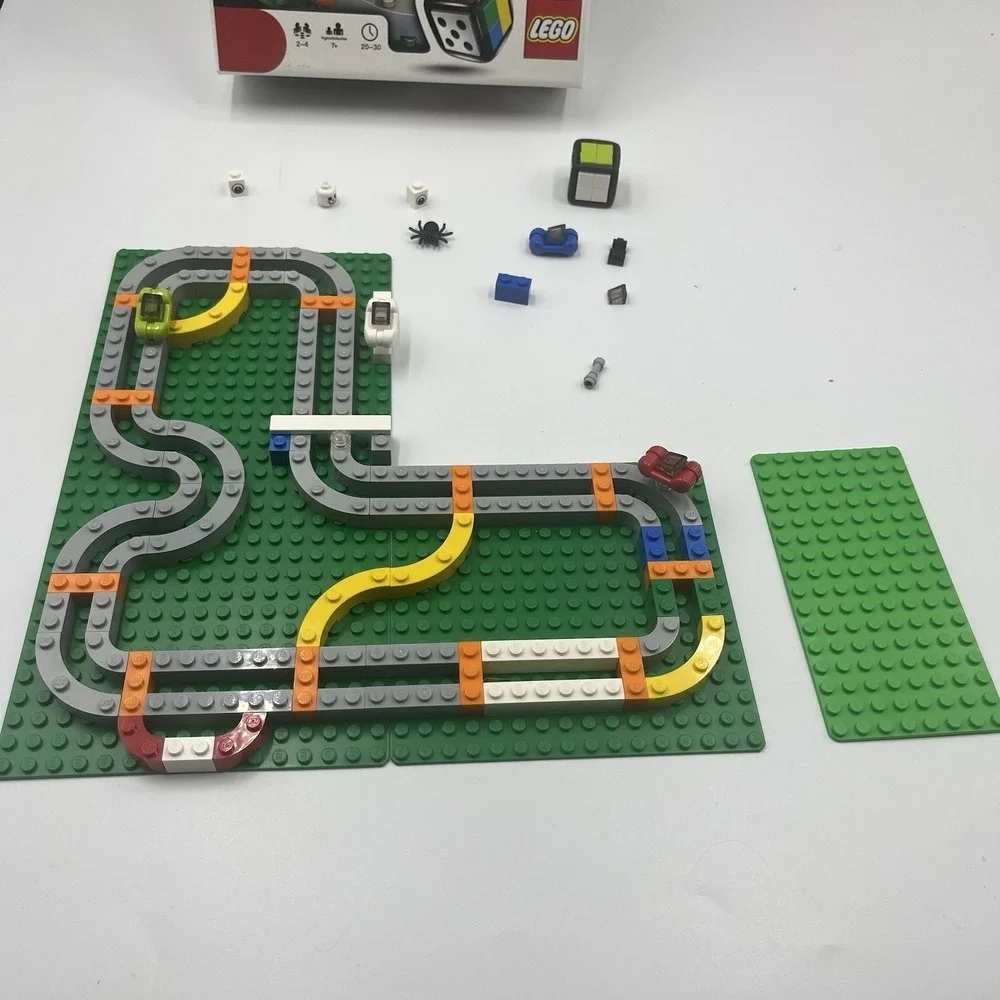 LEGO Games Race 3000 Set 3839 Racing Board Game with Buildable Die and Box